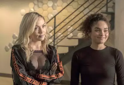 Star - galeria zdjęć - filmweb