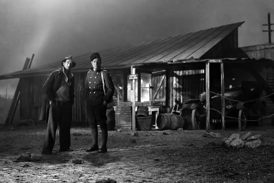 Ludzie za mgłą - galeria zdjęć - filmweb