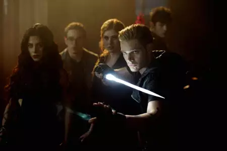 Shadowhunters - galeria zdjęć - filmweb