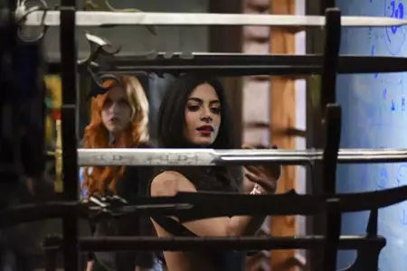 Shadowhunters - galeria zdjęć - filmweb