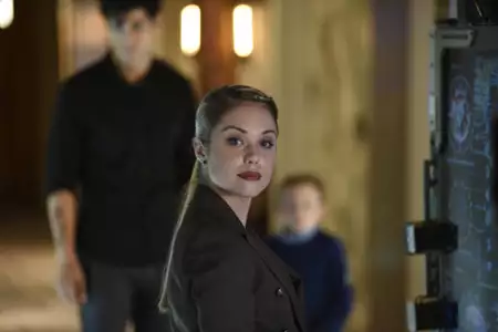 Shadowhunters - galeria zdjęć - filmweb