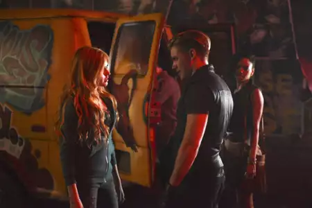 Shadowhunters - galeria zdjęć - filmweb
