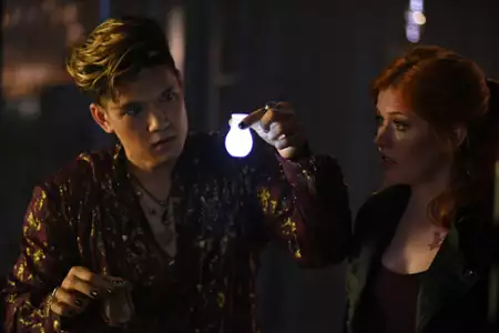 Shadowhunters - galeria zdjęć - filmweb