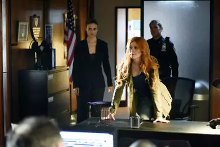 Shadowhunters - galeria zdjęć - filmweb
