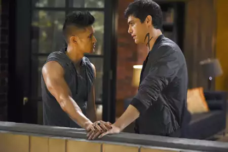 Shadowhunters - galeria zdjęć - filmweb