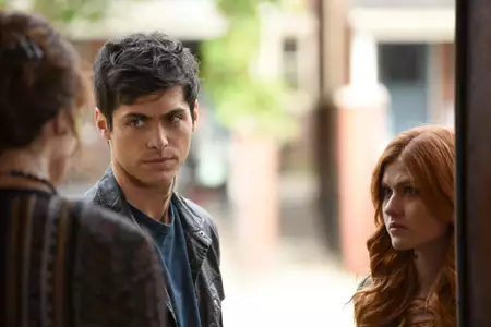 Shadowhunters - galeria zdjęć - filmweb