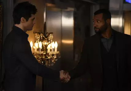 Shadowhunters - galeria zdjęć - filmweb