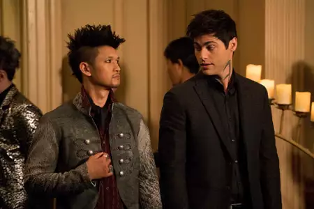 Shadowhunters - galeria zdjęć - filmweb