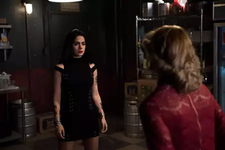 Shadowhunters - galeria zdjęć - filmweb