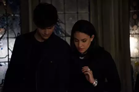 Shadowhunters - galeria zdjęć - filmweb