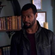 Shadowhunters - galeria zdjęć - filmweb