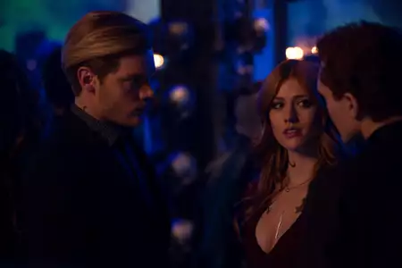 Shadowhunters - galeria zdjęć - filmweb