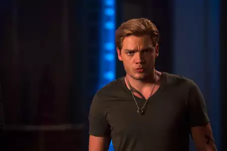 Shadowhunters - galeria zdjęć - filmweb