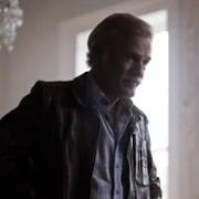 Old Guy - galeria zdjęć - filmweb