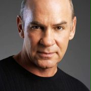 Mitch Pileggi w Tarzan na Manhattanie