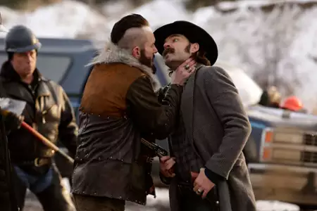 Wynonna Earp - galeria zdjęć - filmweb