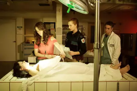 Wynonna Earp - galeria zdjęć - filmweb