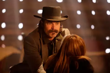Wynonna Earp - galeria zdjęć - filmweb