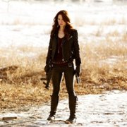 Wynonna Earp - galeria zdjęć - filmweb