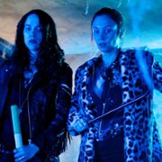 Wynonna Earp - galeria zdjęć - filmweb