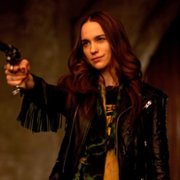 Wynonna Earp - galeria zdjęć - filmweb