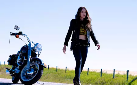 Wynonna Earp - galeria zdjęć - filmweb