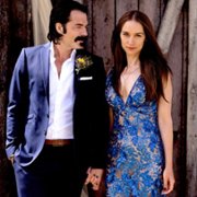 Wynonna Earp - galeria zdjęć - filmweb