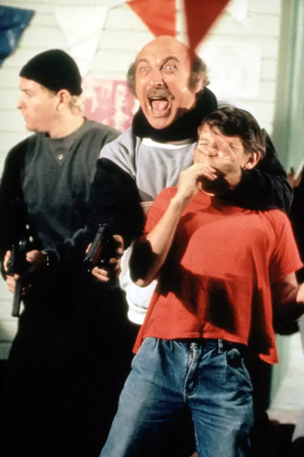 Amerykański ninja 3 - galeria zdjęć - filmweb