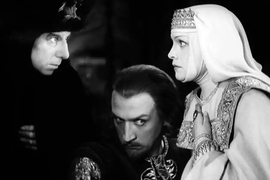 Iwan Groźny - galeria zdjęć - filmweb