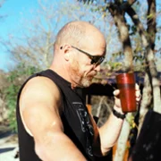 Paul American - galeria zdjęć - filmweb