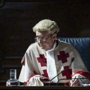 The Escape Artist - galeria zdjęć - filmweb