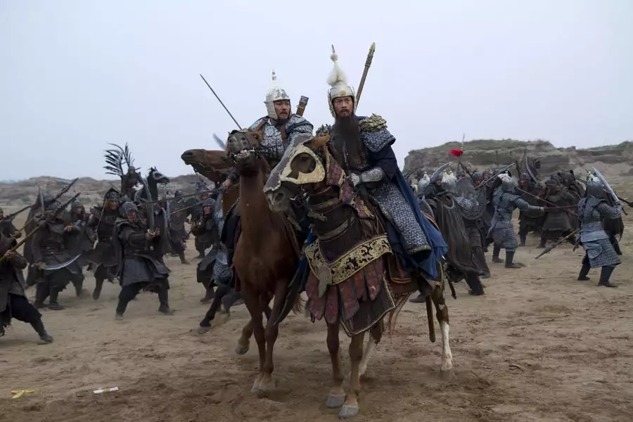 Z odsieczą - galeria zdjęć - filmweb