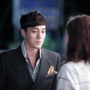 Joo-goon-eui tae-yang - galeria zdjęć - filmweb