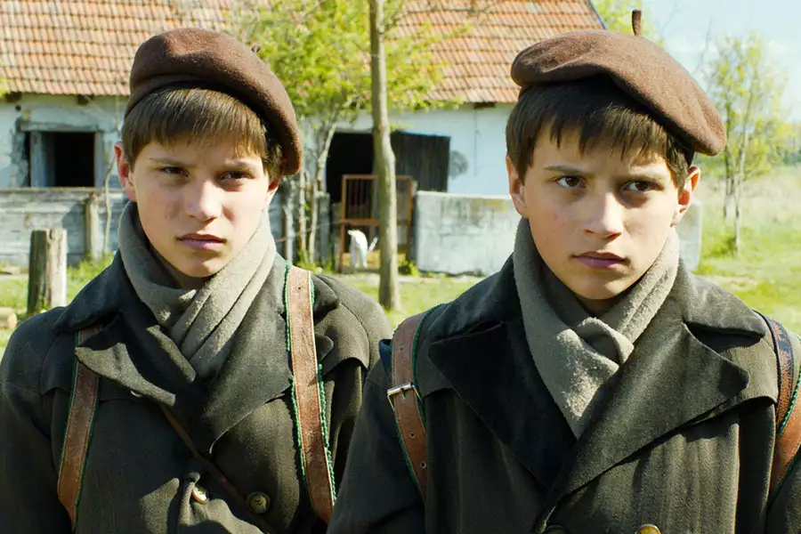 Duży zeszyt - galeria zdjęć - filmweb