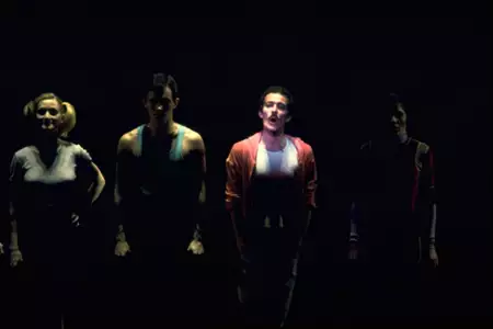 Every Little Step - galeria zdjęć - filmweb