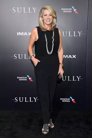 Sully - galeria zdjęć - filmweb