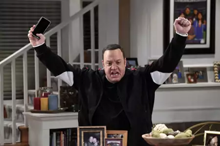 Kevin Can Wait - galeria zdjęć - filmweb