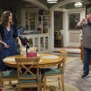 Kevin Can Wait - galeria zdjęć - filmweb