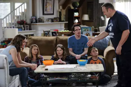 Kevin Can Wait - galeria zdjęć - filmweb