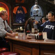 Kevin Can Wait - galeria zdjęć - filmweb