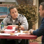 Kevin Can Wait - galeria zdjęć - filmweb