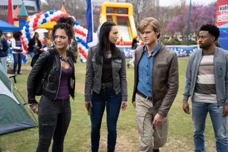 MacGyver - galeria zdjęć - filmweb