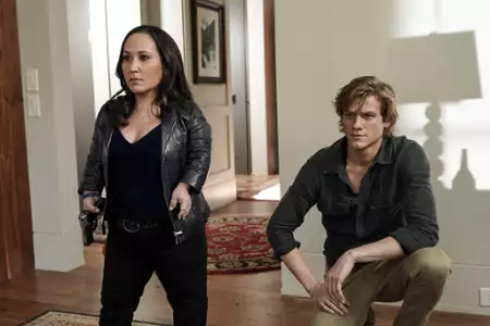 MacGyver - galeria zdjęć - filmweb