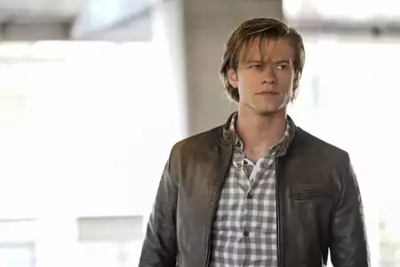MacGyver - galeria zdjęć - filmweb