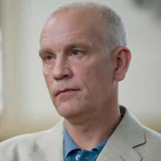 Hańba - galeria zdjęć - filmweb