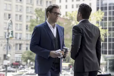 Bull - galeria zdjęć - filmweb