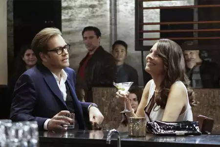 Bull - galeria zdjęć - filmweb