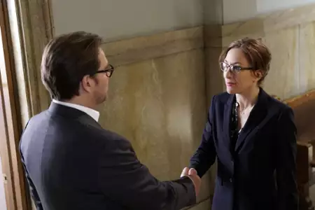 Bull - galeria zdjęć - filmweb