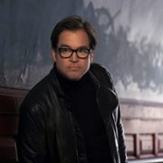 Bull - galeria zdjęć - filmweb