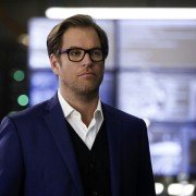 Bull - galeria zdjęć - filmweb